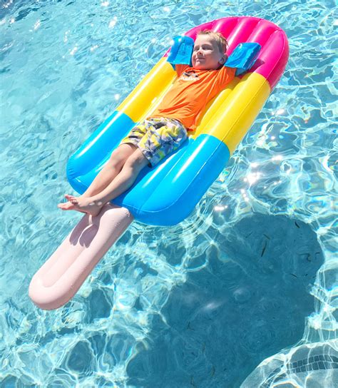 Best Pool Floats You Need This Summer That Won T Break The Bank Make Life Lovely