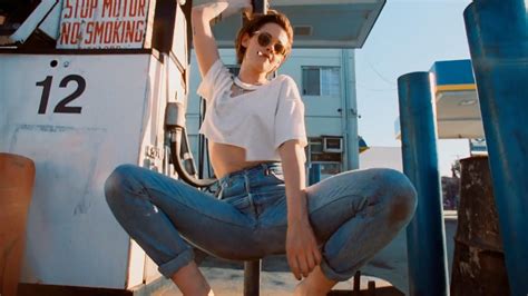 Nude Video Celebs Kristen Stewart Sexy Ride ‘em On Down 2016