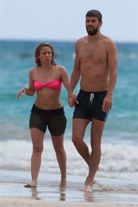 Shakira Shows Off Her Soft Bikini Ass On The Beach Topless At The Beach