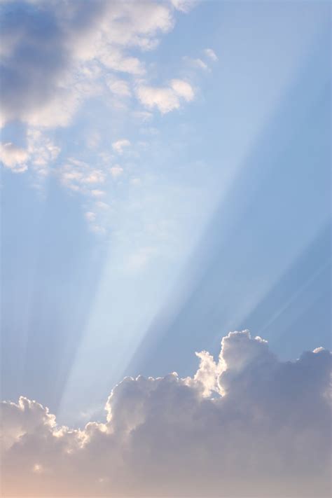 Free Beautiful Sunlight Through Clouds Stock Photo