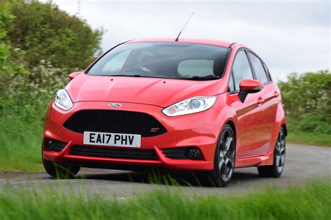 Ford Fiesta St 5 Door Review Auto Express
