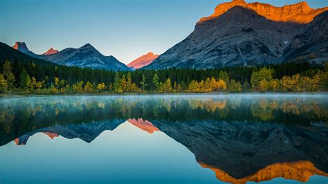 1366x768 Mountain Reflection In Lake Laptop Hd Hd 4k Wallpapersimages