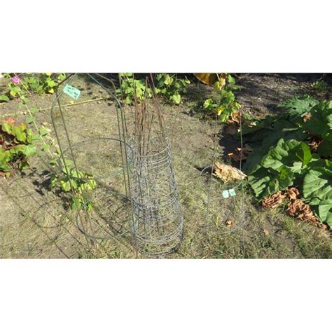 9 Small Tomato Cages 12x32 1 Plant Cage 11x43