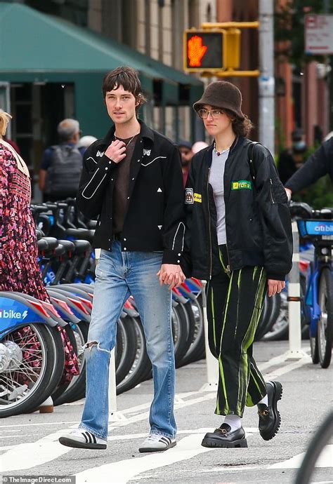 Second Daughter Ella Emhoff Takes Hand In Hand Nyc Stroll With Her Gq