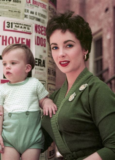 Lady Be Good Elizabeth Taylor With Her 16 Month Old Son