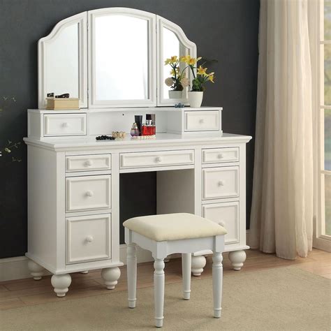 Furniture Of America Athy Traditional Makeup Vanity Table With