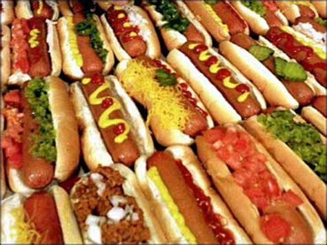 Hot Dog Vendors In Feud A La Cart One Arrested In Albuquerque Cbs News