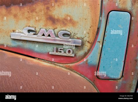 Gmc Logo Hi Res Stock Photography And Images Alamy