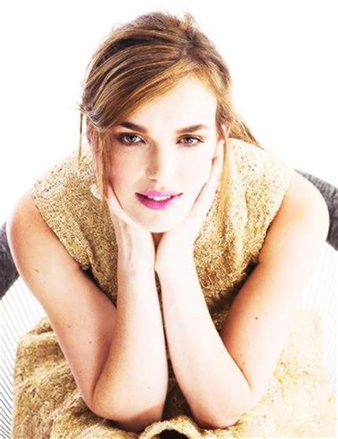 Elizabeth Henstridge Elizabeth Henstridge Photo 36992435 Fanpop