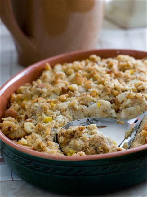 We've teamed up with her to create an exclusive food collection based on her favorite recipes, including her ultra popular christmas in a cup cocktail mix. Cornbread Dressing Recipe - Trisha Yearwood's Cornbread ...