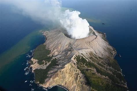 Krakatoa Eruption 2020 News Word