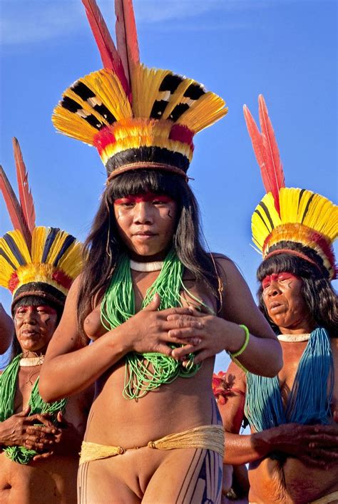 Xingu Tribe Girls Native Girls Festival Captain Hat Tribal People