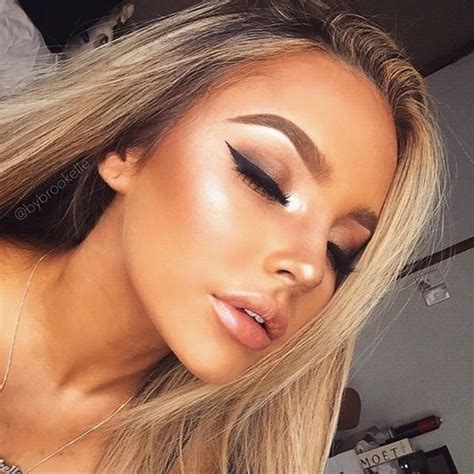 Tips On How To Achieve A Perfect Full Face Summer Glow Makeup Look