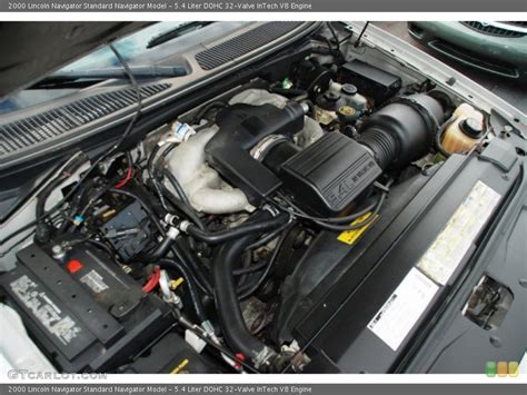 54 Liter Dohc 32 Valve Intech V8 Engine For The 2000 Lincoln Navigator
