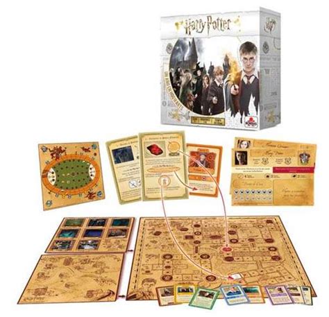 Entrá y conocé nuestras increíbles ofertas y promociones. Juego de Mesa Harry Potter: Un Año en Hogwarts | Playcenter