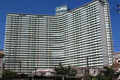 Hay al menos un muerto y buscan sobrevivientes. Miami y La Habana, tan cerca… y tan lejos Cubanet