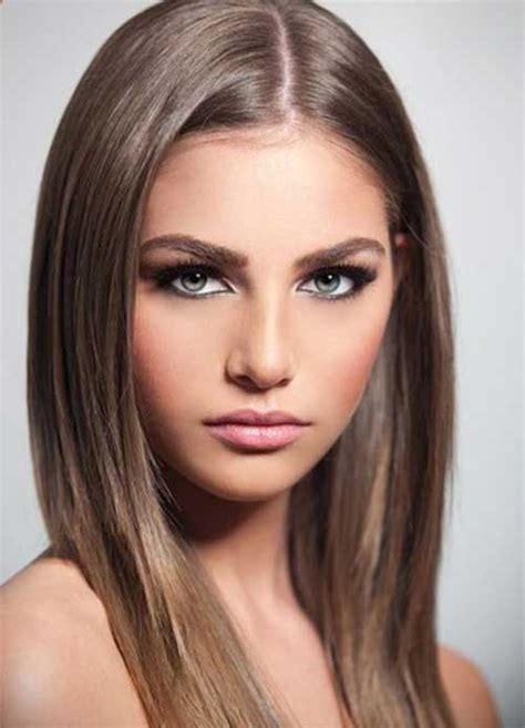 Thin blonde streaks in dark chocolate locks can look stunning, particularly if you wear your hair in loose, beach waves. 40 Blonde And Dark Brown Hair Color Ideas | Hairstyles ...