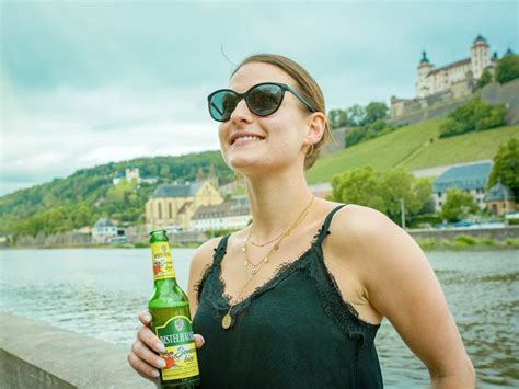 Sommerbier Was Kann Das Beliebte Saisongetränk Würzburg Erleben