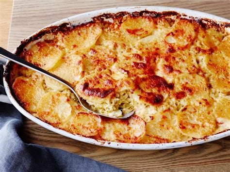 This is by far the best. The Ultimate Potato Gratin Recipe | Tyler Florence | Food ...