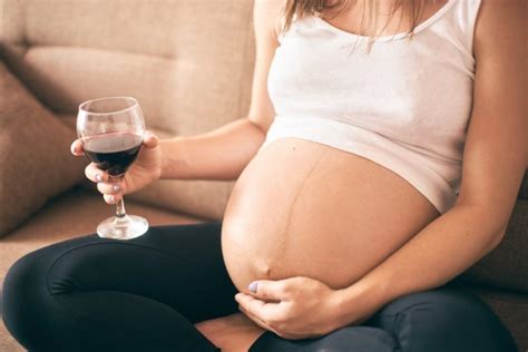 Alkohol In Der Schwangerschaft Alles Ber Wirkung Folgen