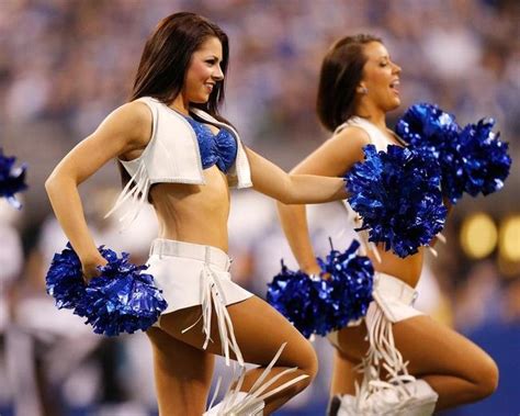 Pics Hot Cheerleaders With Amazing Moves