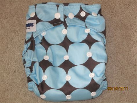 The Mommy Goods Wahmies Os Diaper Review And Giveaway