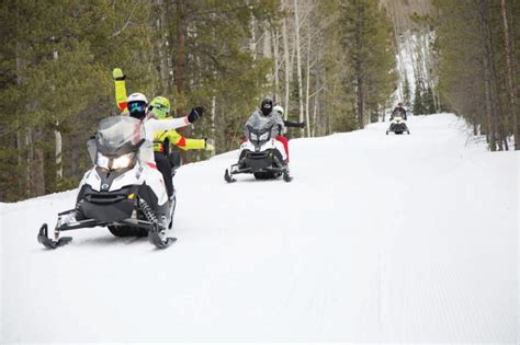 Vail Passs Must Try Snowmobiling Tour Vail Beaver Creek Magazine