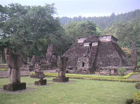 Ekplorasi Indonesia Indonesia Juga Punya Piramid Seperti Suku Maya
