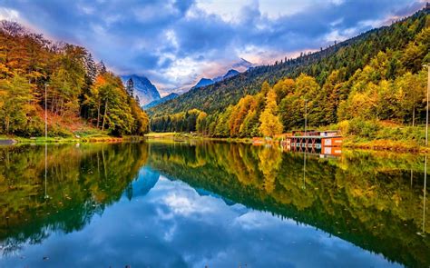 1500x1200 Lake Mountain Forest Germany Mist Sunset Fall Trees Water