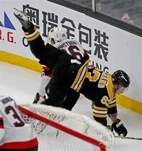 Bruins Grind Out 3 2 Win Over Senators Boston Herald