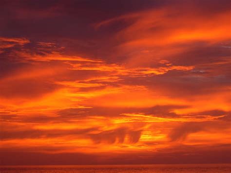 Suns Set South China Seas Clouds Cloud Sky Orange Color Sky