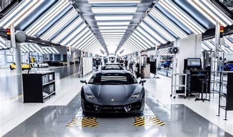 Current rules require some australians to wear masks to work, on their commute or to watch live sport. Covid-19 : Lamborghini se lance dans la production de ...