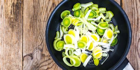 How To Cut Leeks With Step By Step Instructions Instacart