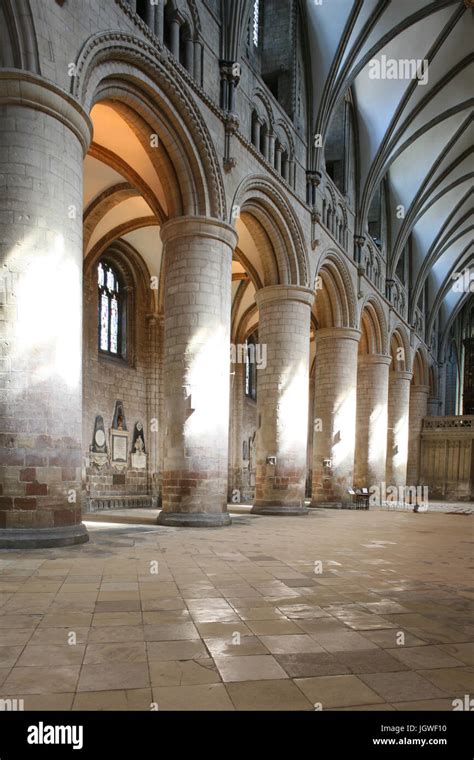 Gloucester Cathedral Nave Hi Res Stock Photography And Images Alamy