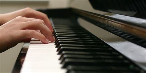 Childhood Music Lessons Could Benefit Your Brain Later On Huffpost