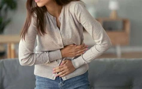 19 Reasons Gurgling On Left Side Under Ribs May Irritate You