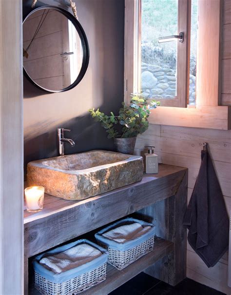 Cuando un baño tiene un lavamanos de pedestal, lo más común es que usemos los muros para colgar botiquines, poner repisas. 26 lavamanos de baño bonitos, estilosos y originales ...