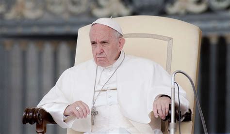 Pope Francis Denies Proposal For Married Men Ordained