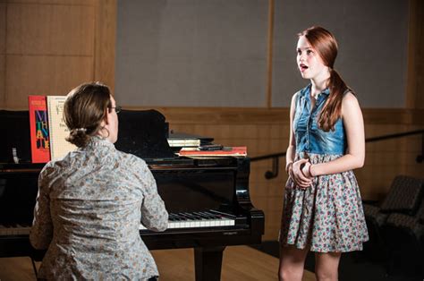 Five Reasons Why Voice Lessons Are Worth It — Onstage Blog