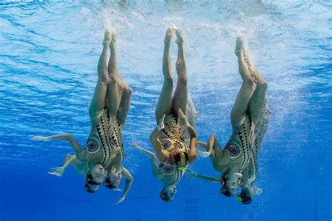 21 stunning photos from the olympic synchronized swimming finals synchronized swimming