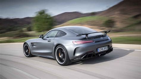 2017 Mercedes Amg Gt Review