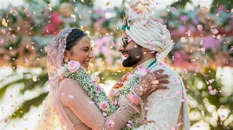 Rakul Preet Jackky Bhagnanis Wedding Highlights Newlyweds Make It Official India Today