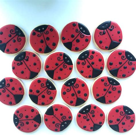 The difference between frosting and icing is that frosting is usually thick, creamy, and spreadable, while icing is typically thin, piped or drizzled on, and will harden when it cools. Lady Bug Cookies | Cookie decorating, Icing that hardens, Cookies