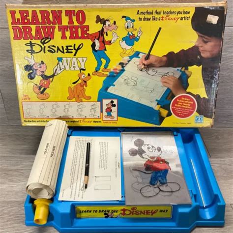 Hasbro Learn To Draw The Disney Way 1981 Drawing Board Mickey Donald