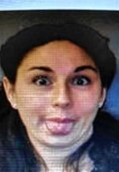 Woman Wanted On 17 Felonies Sticks Her Tongue Out To Police See The Mugshot