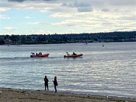 Despite Packed Beaches And Ocean Swimmers Vancouver Lifeguards Remain