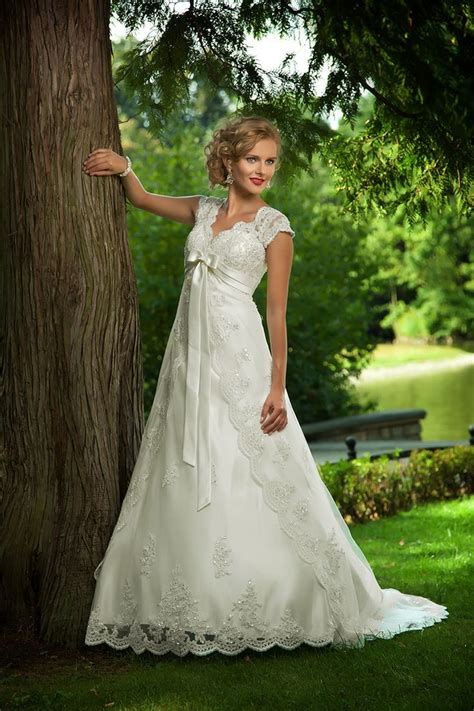 Stunning Annais Bridal Gown At Most Desirable Bridal Newcastle Upon Tyne Wedding Dress Finder