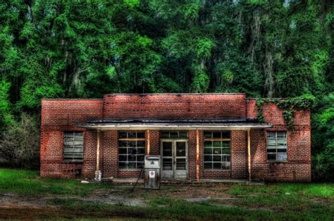 15 Abandoned Places In Alabama Nature Is Reclaiming