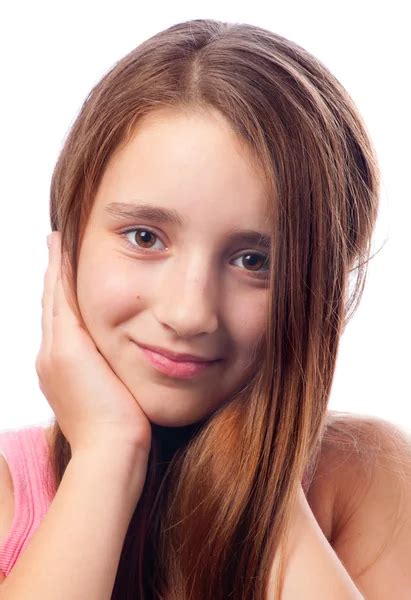 Portrait Of The Beautiful Teenage Girl With Long Brown Hair — Stock