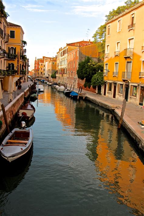 Best places to visit region by region. Diane, in and out of Italy: Dorsoduro, Venice, Italy ...